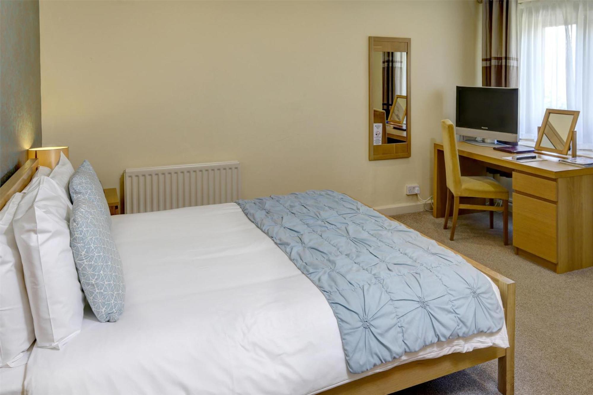 Walworth Castle Hotel, Bw Signature Collection Hotel 3*